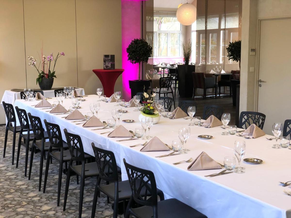 Hotel Restaurant Du Parc Saumur Logis Elegance Екстериор снимка