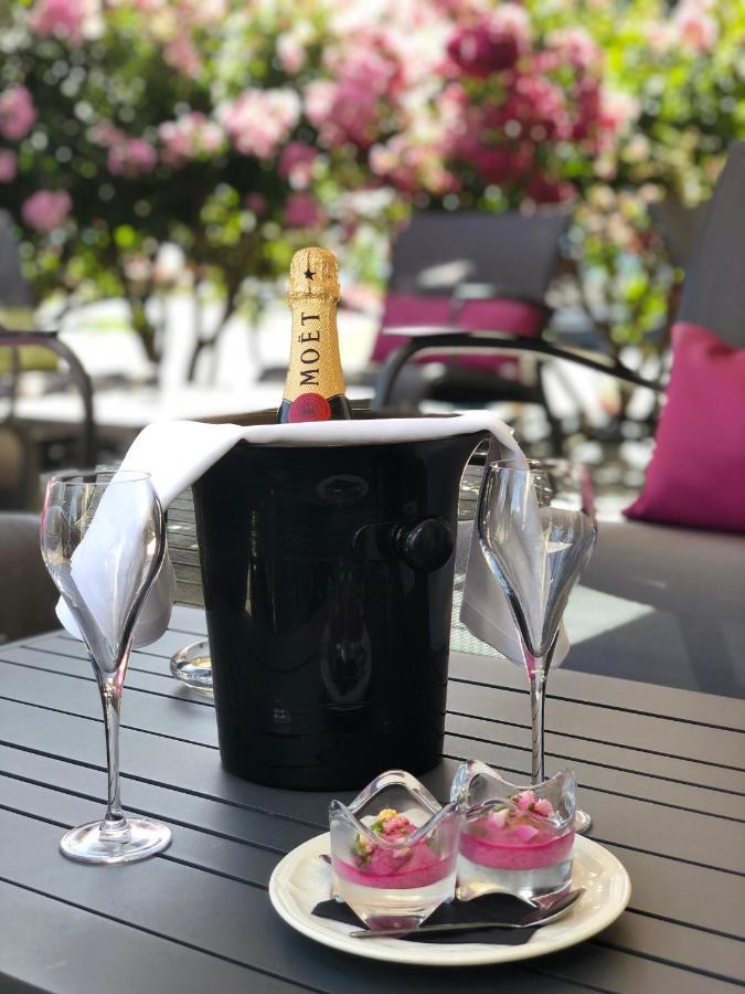 Hotel Restaurant Du Parc Saumur Logis Elegance Екстериор снимка